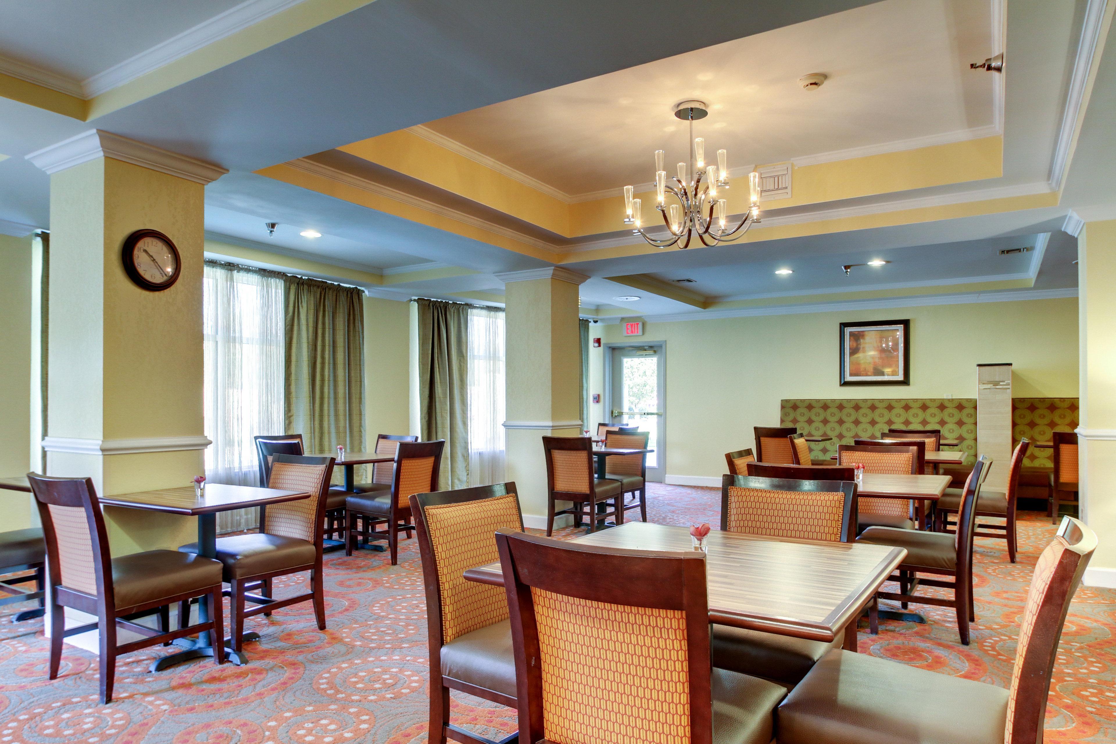 Holiday Inn Express Hotel & Suites Live Oak By Ihg Dış mekan fotoğraf