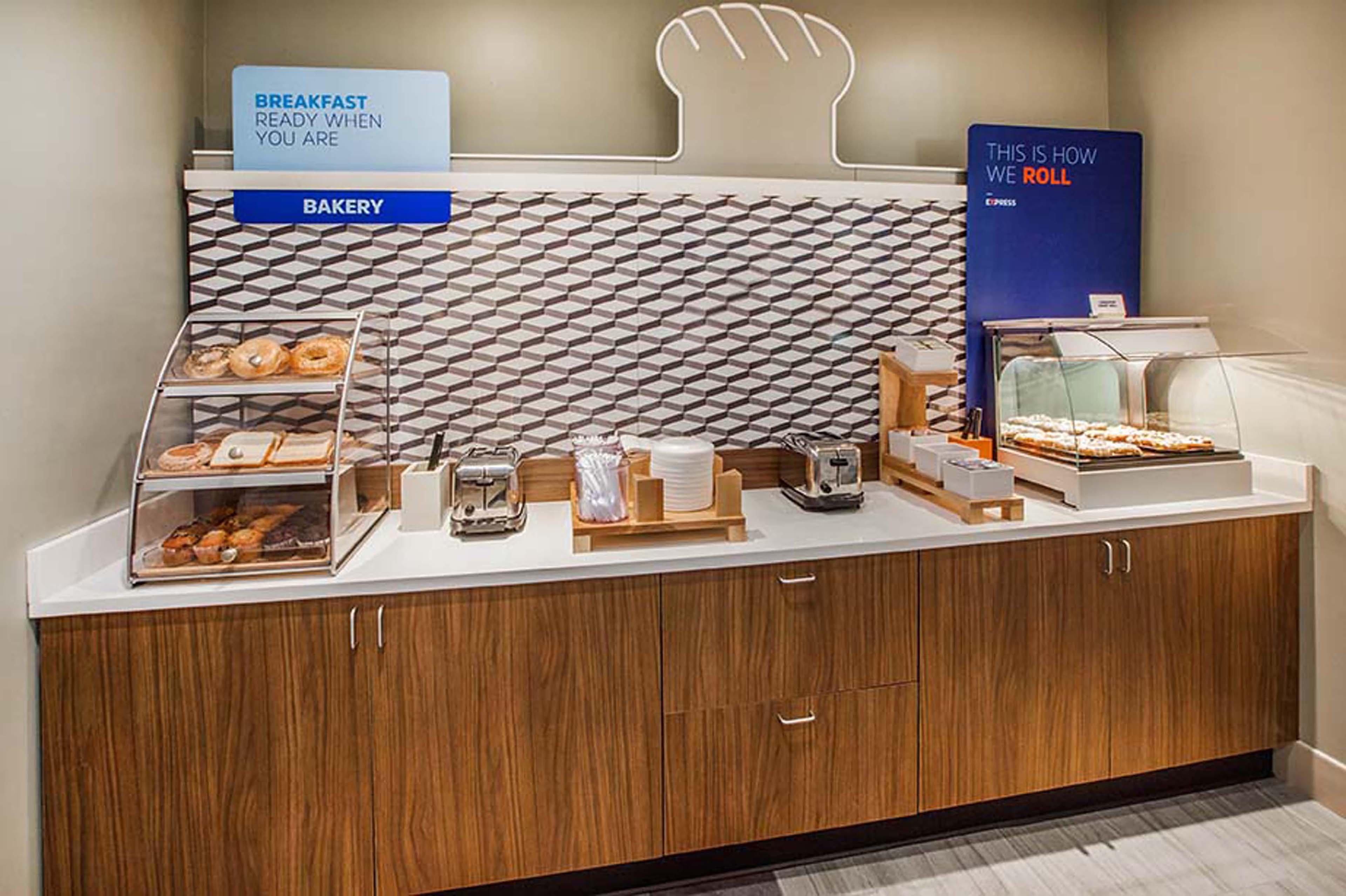 Holiday Inn Express Hotel & Suites Live Oak By Ihg Dış mekan fotoğraf