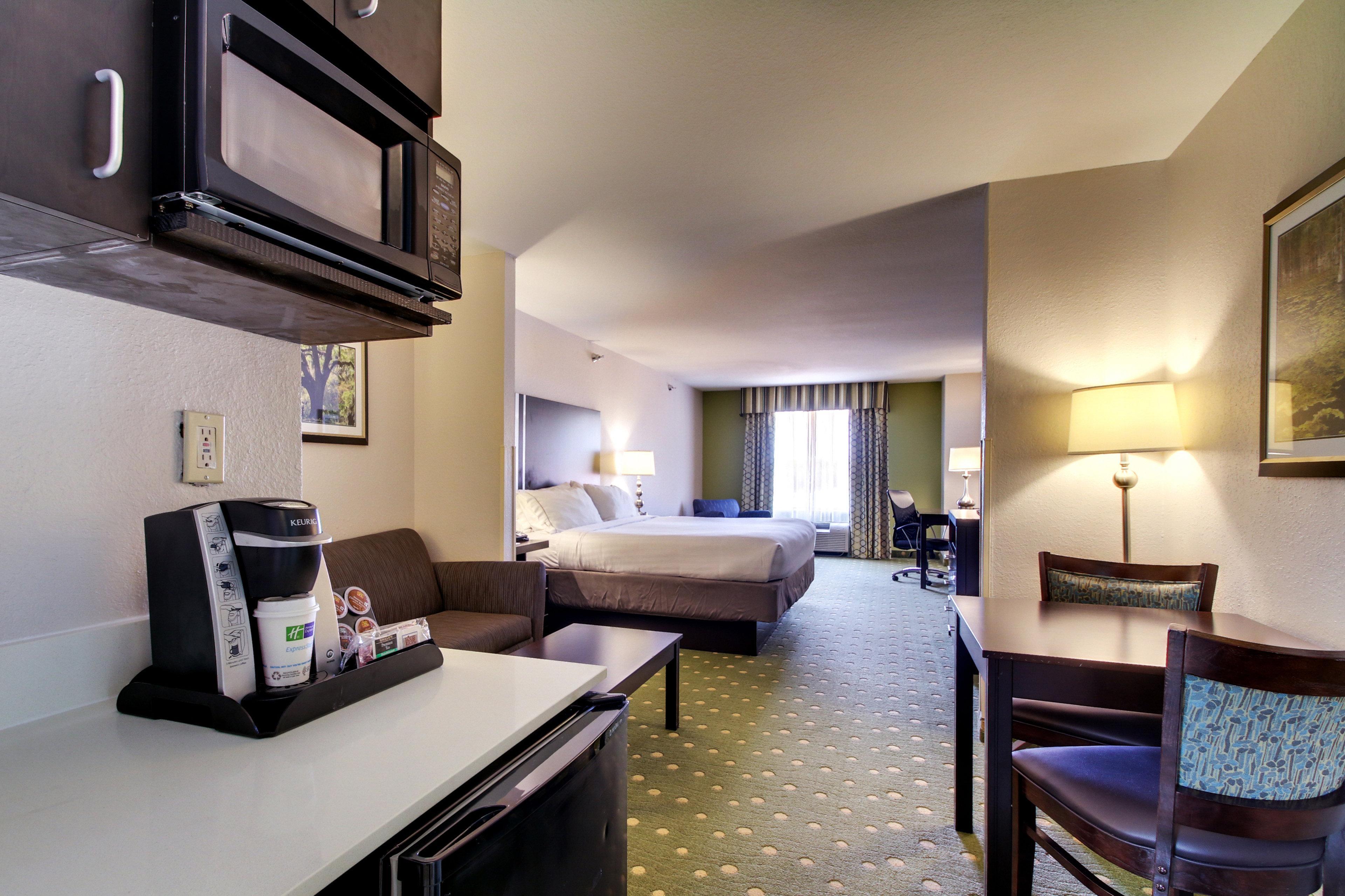 Holiday Inn Express Hotel & Suites Live Oak By Ihg Dış mekan fotoğraf