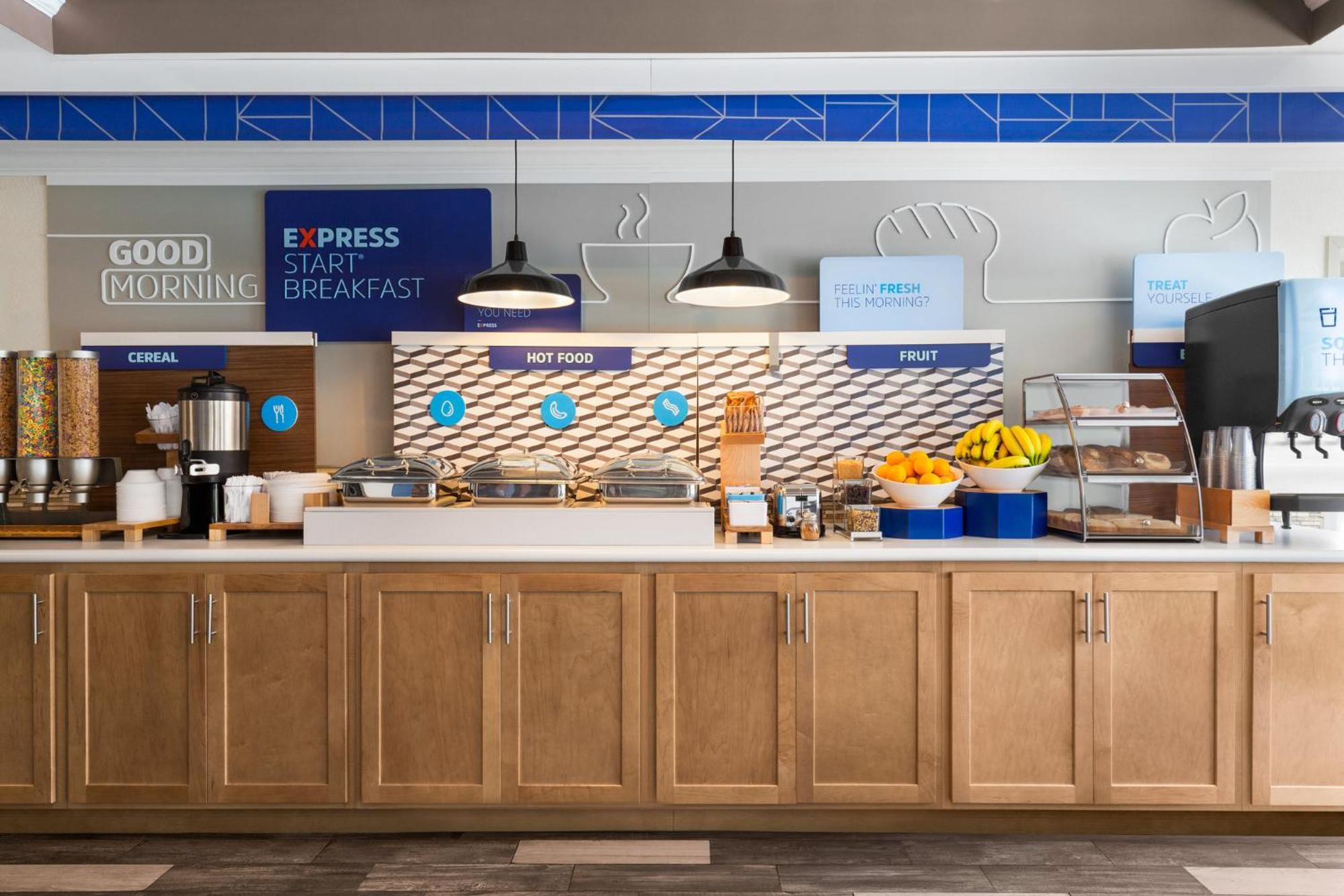 Holiday Inn Express Hotel & Suites Live Oak By Ihg Dış mekan fotoğraf