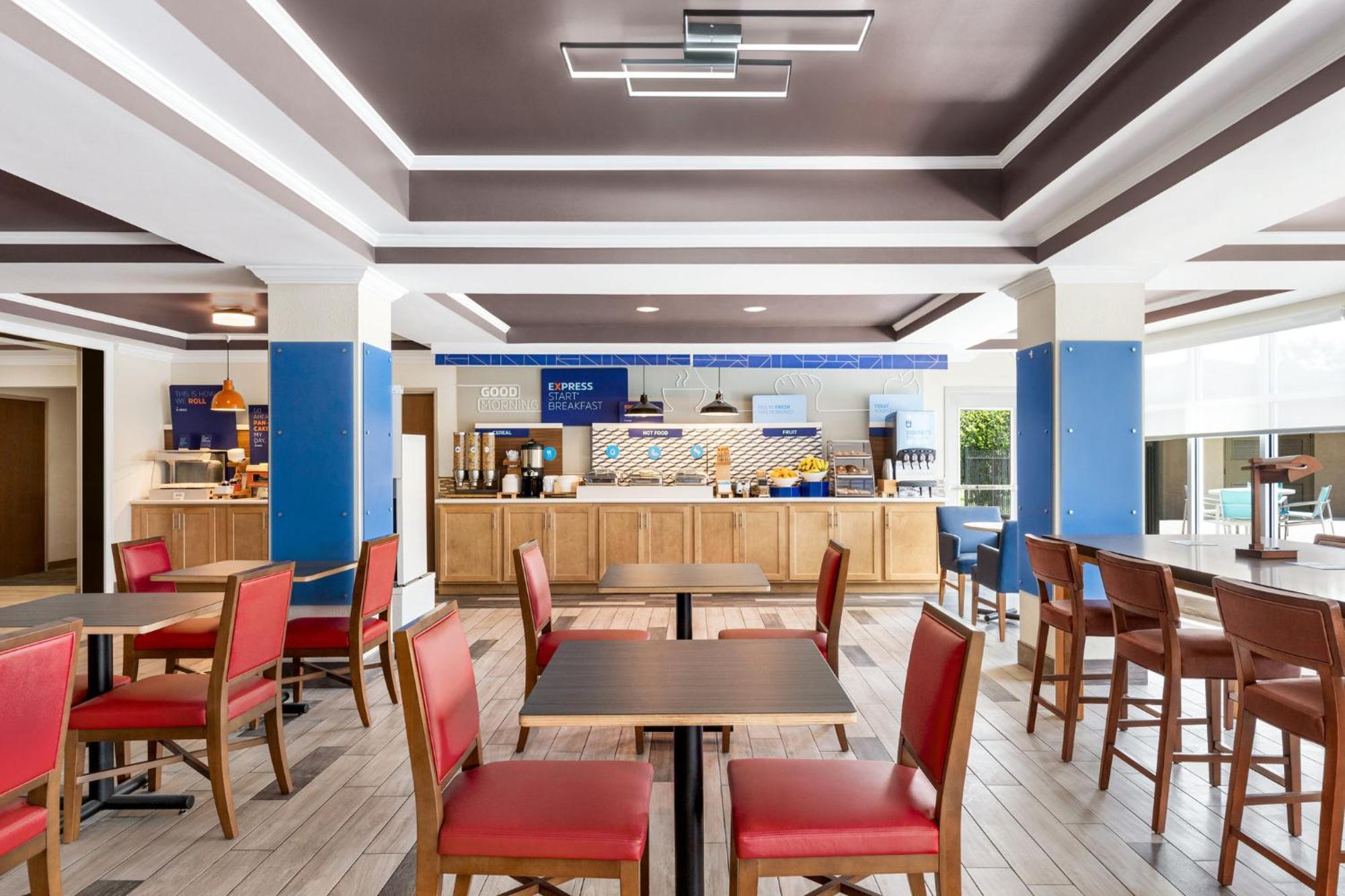 Holiday Inn Express Hotel & Suites Live Oak By Ihg Dış mekan fotoğraf