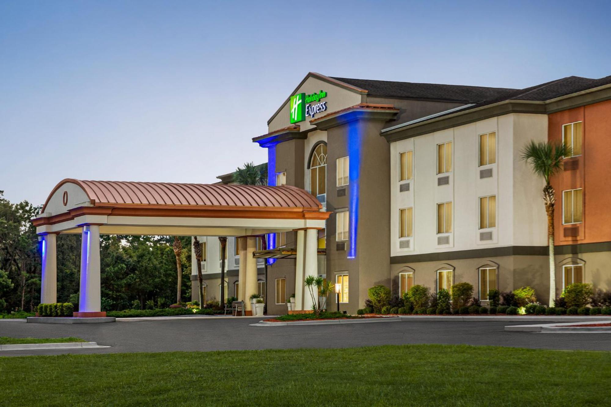 Holiday Inn Express Hotel & Suites Live Oak By Ihg Dış mekan fotoğraf